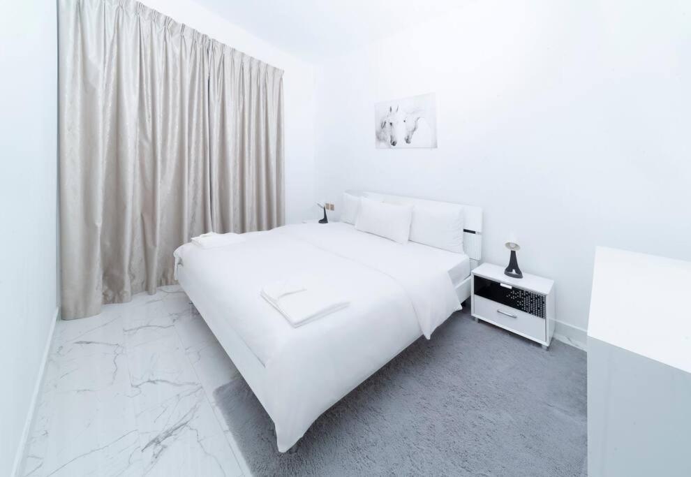 Luxury 2 Bedroom Apartment In Dubai Marina & Jbr Beach Екстериор снимка